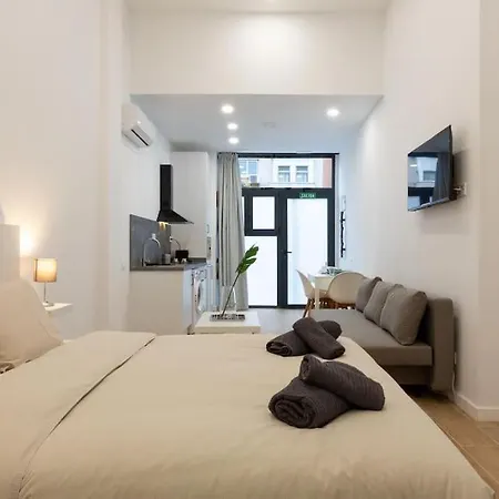 Nuevo Loft En Playa Y Cerca Del Centro, Ac Y Wifi * Valencia