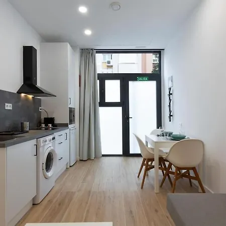 Apartamento Nuevo Loft En Playa Y Cerca Del Centro, Ac Y Wifi *